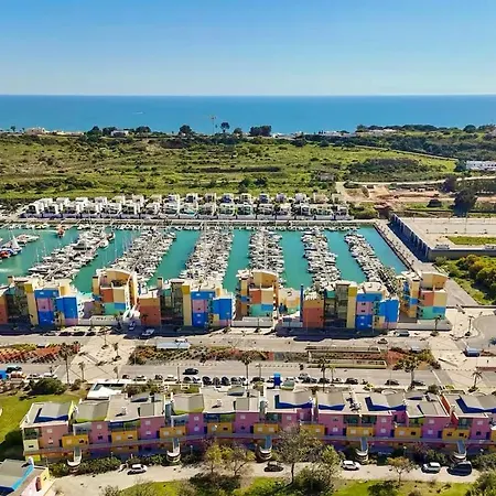 New Listing - Colorbay At Marina, Apartman